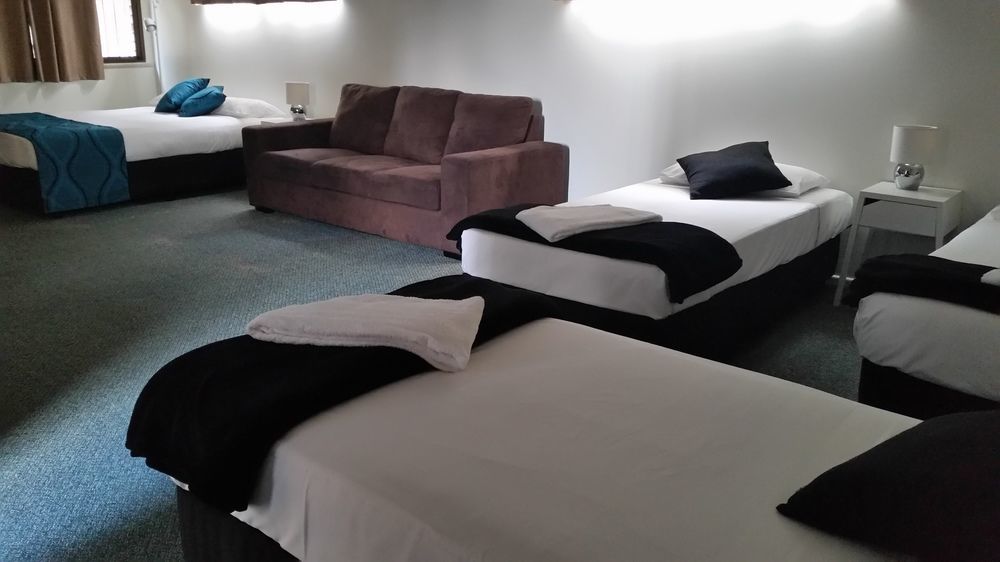 Motel In נמבור מראה חיצוני תמונה