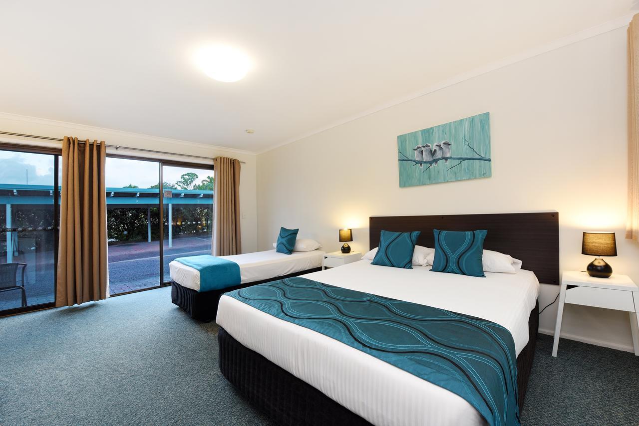 Motel In נמבור מראה חיצוני תמונה