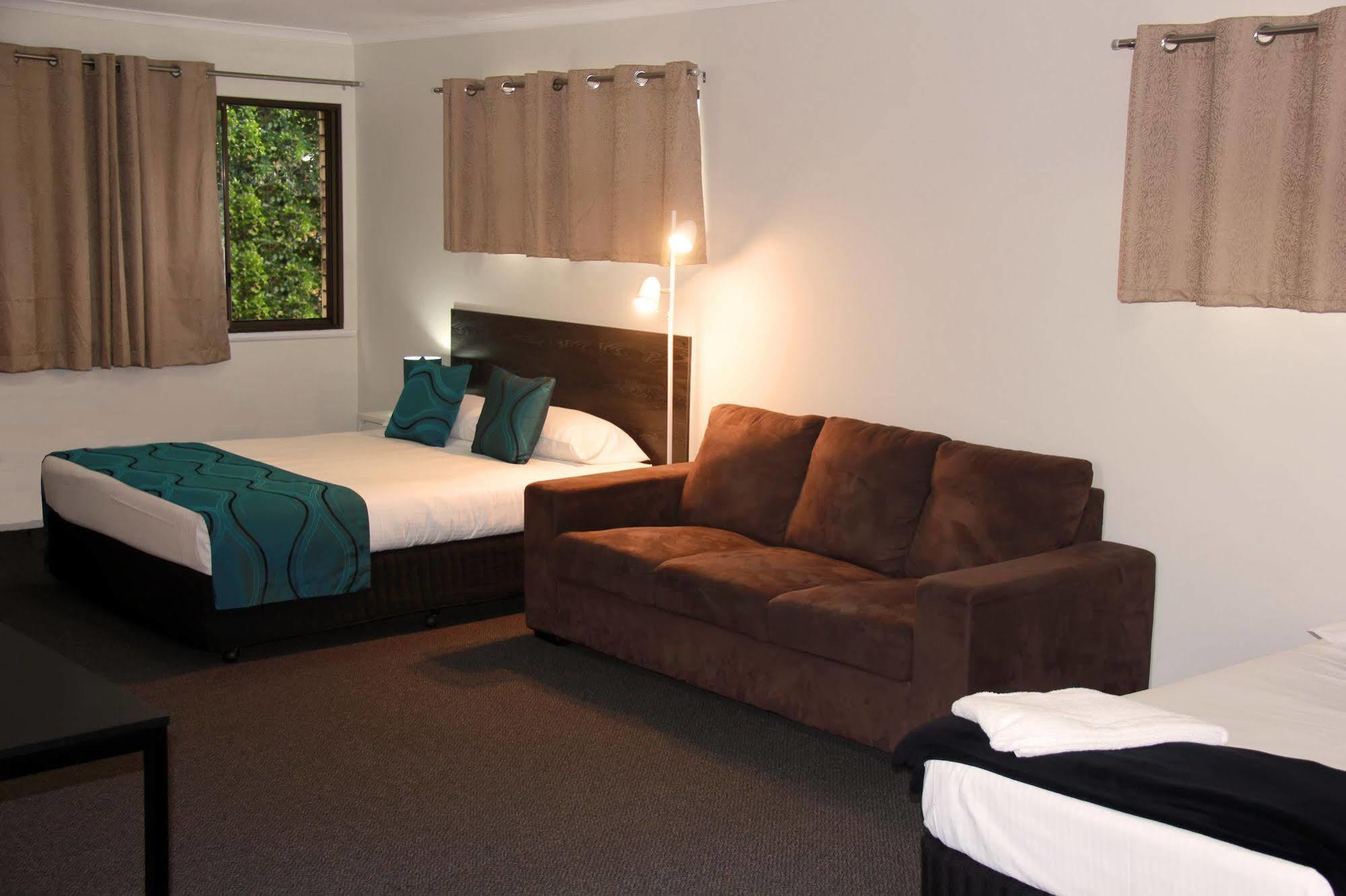 Motel In נמבור מראה חיצוני תמונה