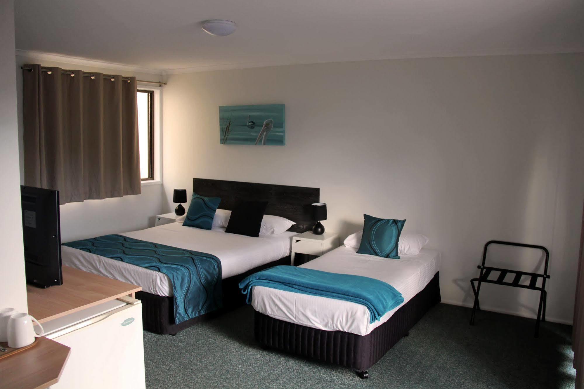 Motel In נמבור מראה חיצוני תמונה