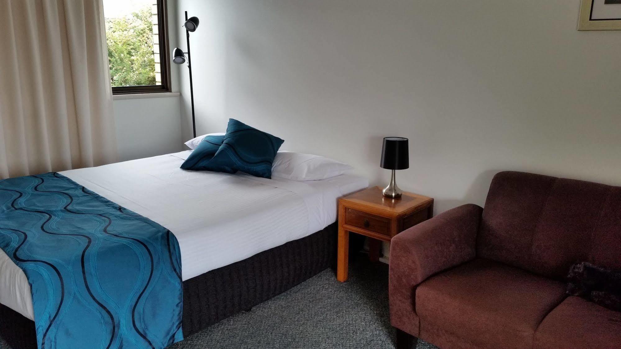 Motel In נמבור מראה חיצוני תמונה